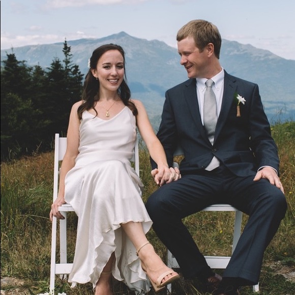 Meet your Posher, Liz - Picture 1 of 1